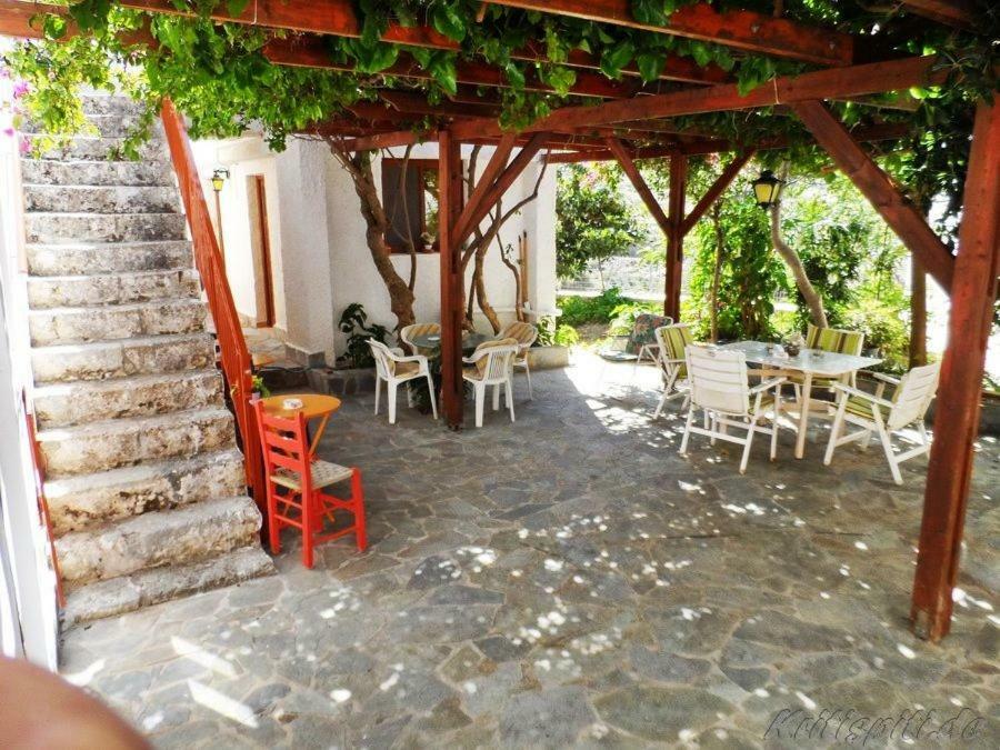 הוילה Agalianos Liolio'S Manor מראה חיצוני תמונה