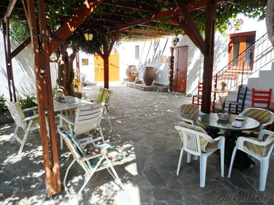 הוילה Agalianos Liolio'S Manor מראה חיצוני תמונה